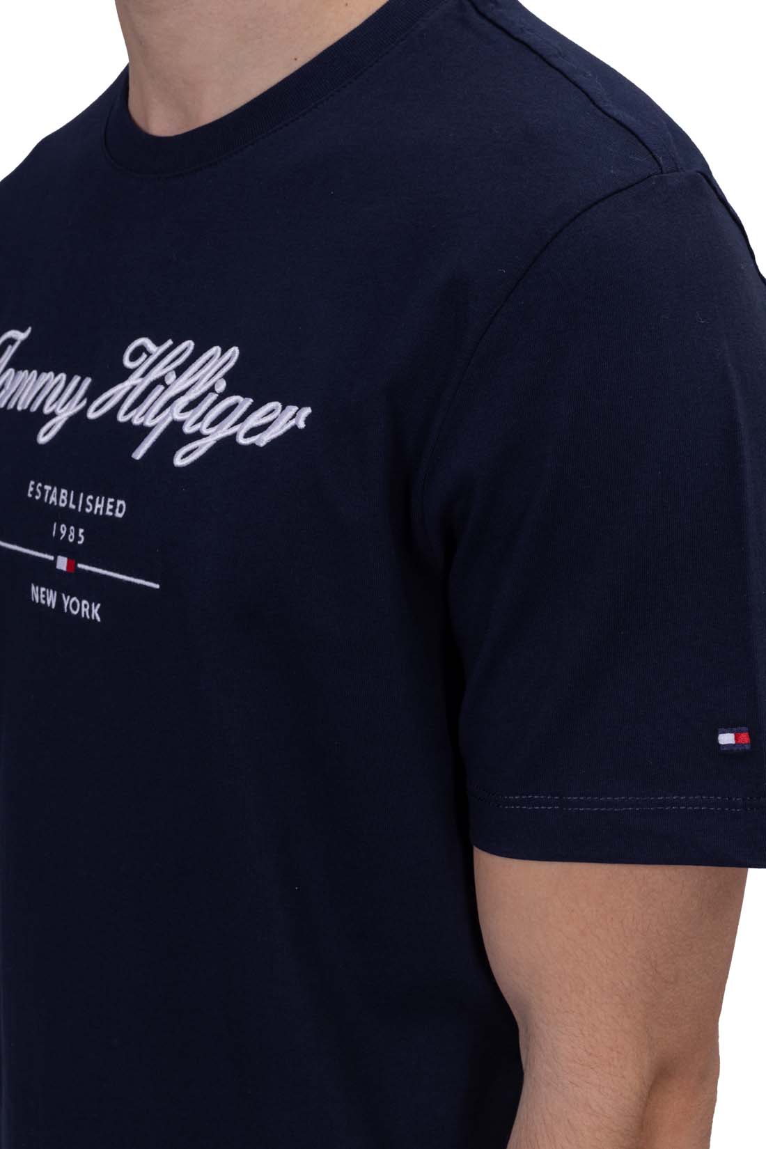 TOMMY HILFIGER - Men's regular T-shirt with embroidered logo  - Size XXL